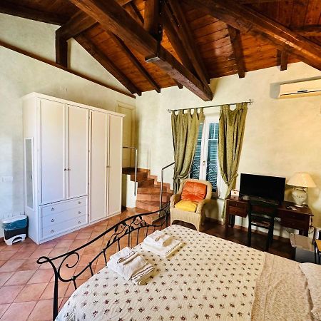 Relax Clementina Apartment Fiumicino Exterior photo